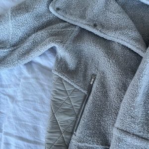 Lululemon Show Me The Sherpa GUC